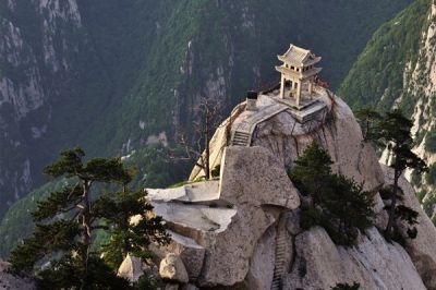 华山
