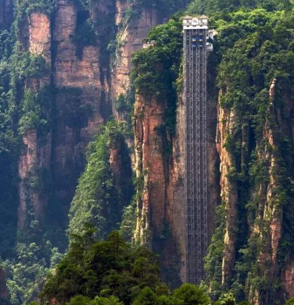 百龙天梯